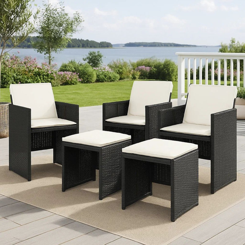 Ensemble de 4 chaises d'extérieur avec coussins blancs, cadre tissé en rotin noir