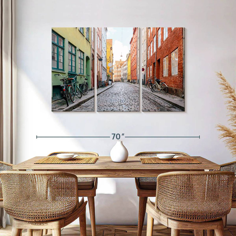 Rue pavée à Copenhague, H 36 po x l 57 po