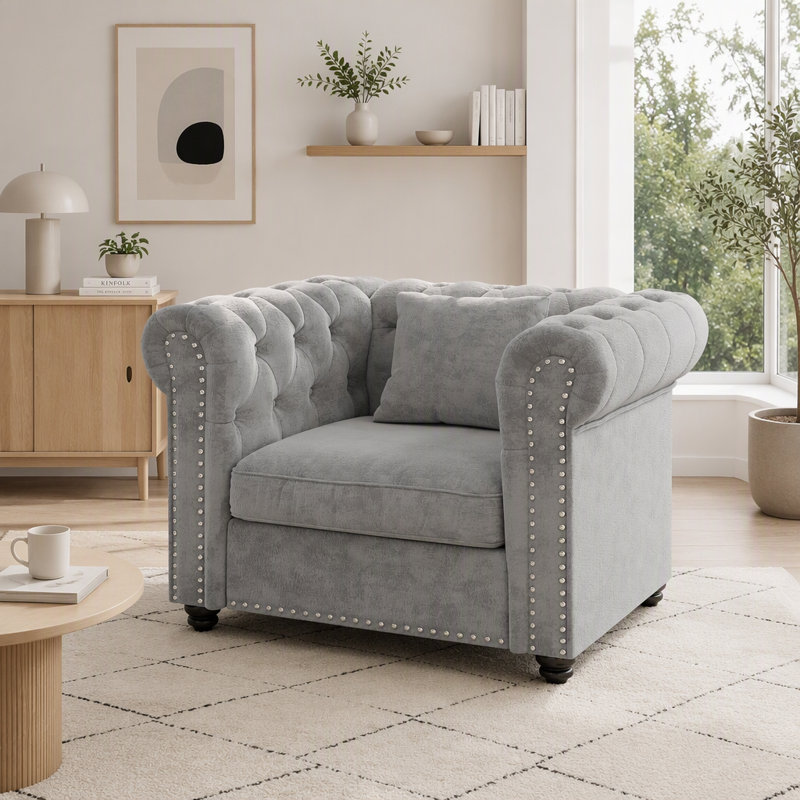 Canapé modulaire capitonné 38,5 po avec accoudoirs roulés et garniture cloutée Chesterfield, gris clair