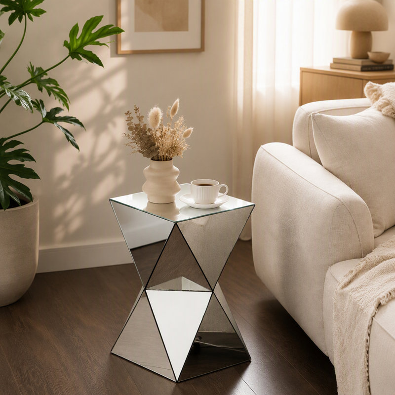 Table d'appoint géométrique argentée avec miroir, table de chevet moderne et luxueuse