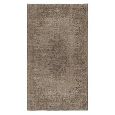 Tapis contemporain en laine de 5 pi x 8,7 pi en brun. Noué à la main en Turquie