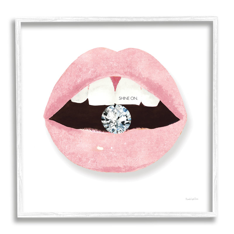 Shine On Glam Lips, H 17 po x l 17 po x P 1,5 po, Giclée encadrée blanc bord de mer