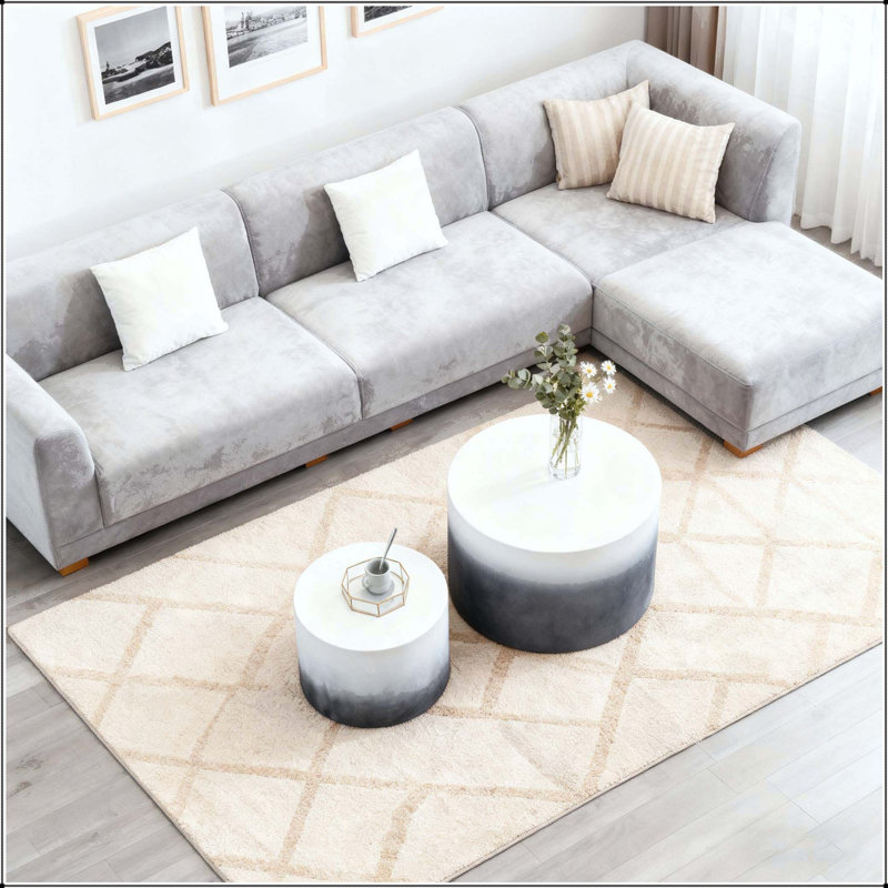 Ensemble de tables gigognes polyvalentes en panneau de fibres à densité moyenne avec placage de noyer et de chêne, parfait pour une utilisation multifonctionnelle et une utilisation efficace de l'espace
