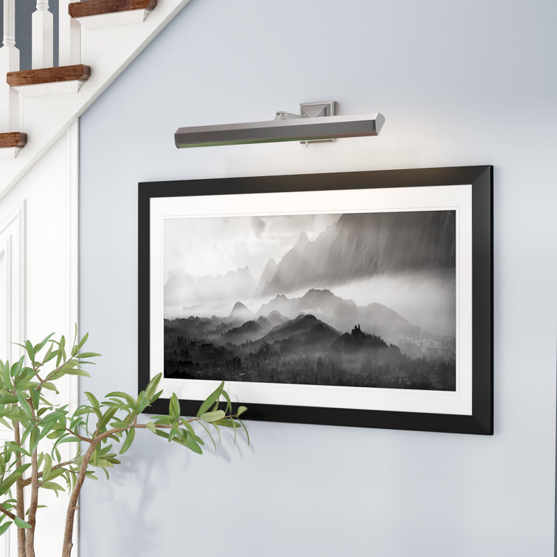 «Straub Valhalla» par Jacek Stefan - reproduction de photo, H 32 po x l 56 po x P 1 po, Cadre blanc