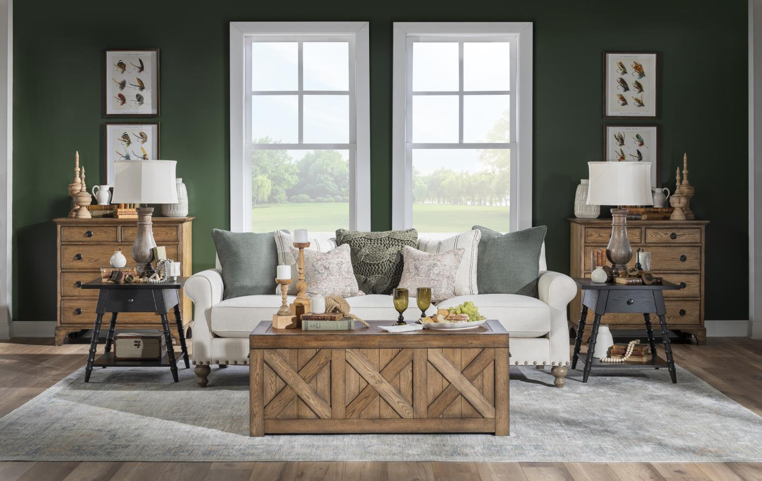 Country Living 24" End Table, Black