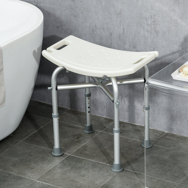 Chaise percée