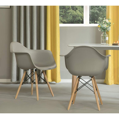 Cardinale Arm Chair in Acrylic