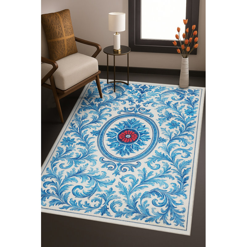 Tapis bleu tissé à motif floral lavable Mosso, 3'11" x 5'11"