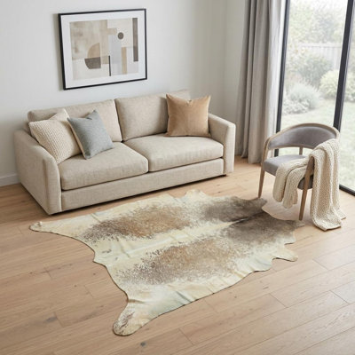 Tapis brun et blanc en cuir de vache noué à la main 5 pi x 7 pi