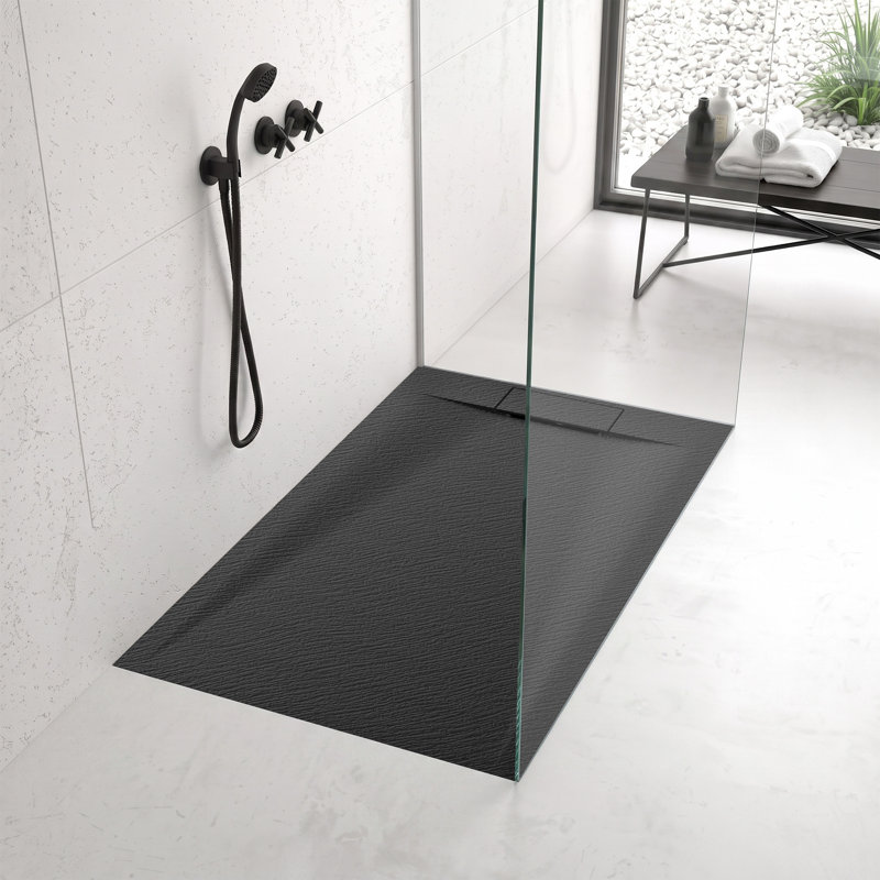 59 po. X 32 po. Base de douche noire sans barrière avec drain réversible, antidérapante et conforme ADA, Noir mat