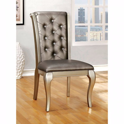 Chaise rembourrée en bois massif Jelia