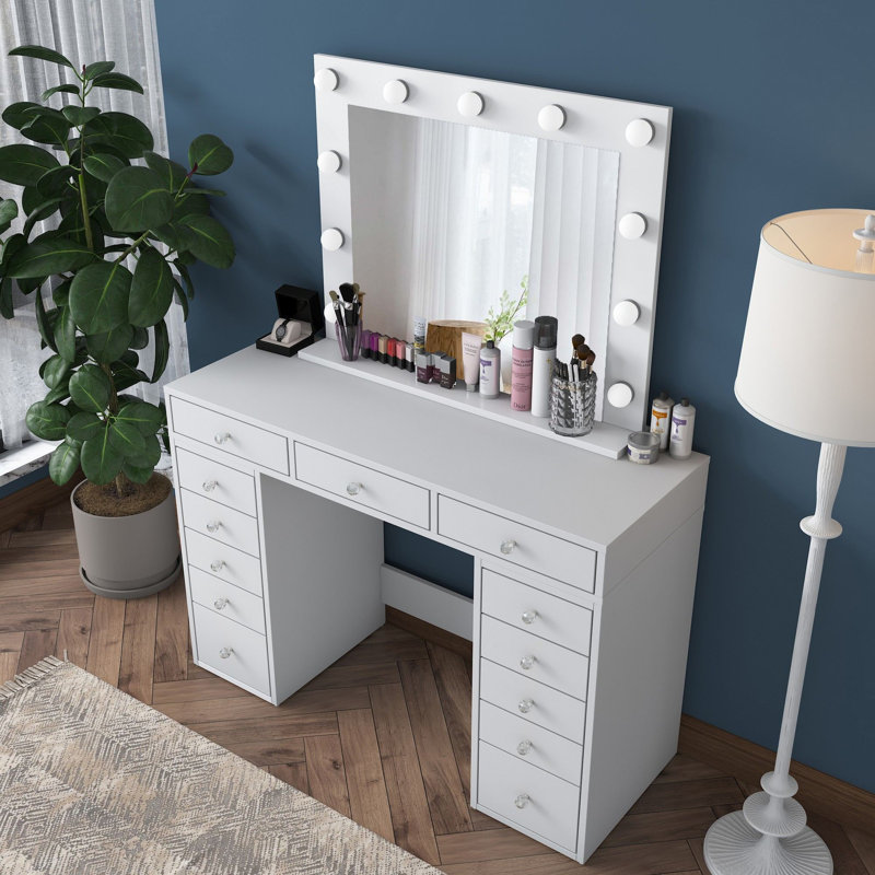 Table de maquillage