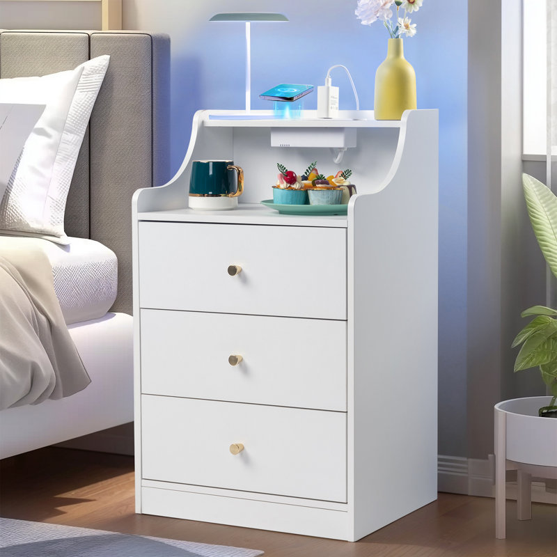 3 Drawer Nightstand With USB, White/Natural