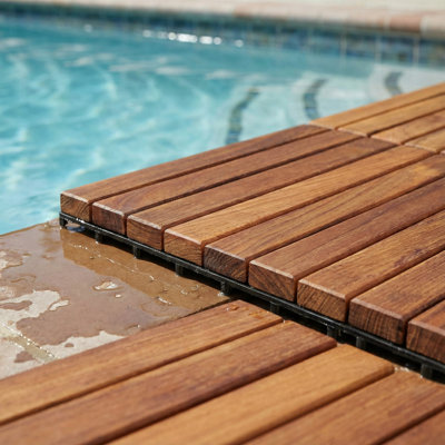 Carreaux de terrasse en bois de teck huilé 12 po x 12 po EZ-Floor