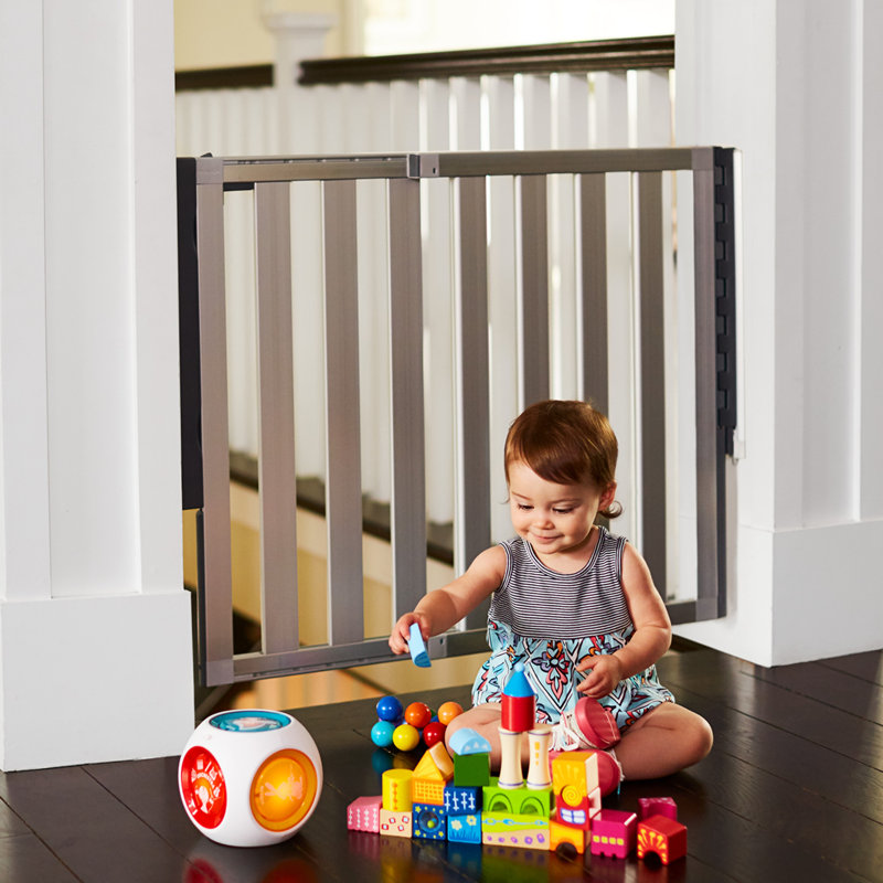 Silver Aluminum Adjustable Baby Safety Gate for Stairs