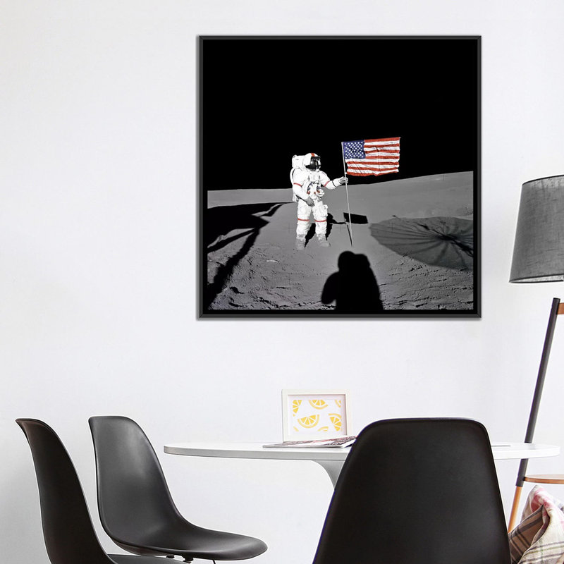 «Apollo 14 Shepard», reproduction de photo sur toile, H 37 po x l 37 po x P 1,5 po, Toile avec cadre noir, Pas de tapis