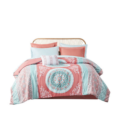 Embroidered Coral Medallion Fitted Sheet Bedding - Full With Sheets