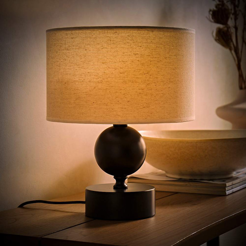 Coelho Metal Table Lamp, Cream