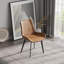 Chaise de salle à manger moderne avec pieds en métal et revêtement en similicuir, confortable et élégante pour tout salon-109201416-159571638