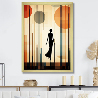 Yellow Geometric Woman Runway - Fashion Woman Canvas Art