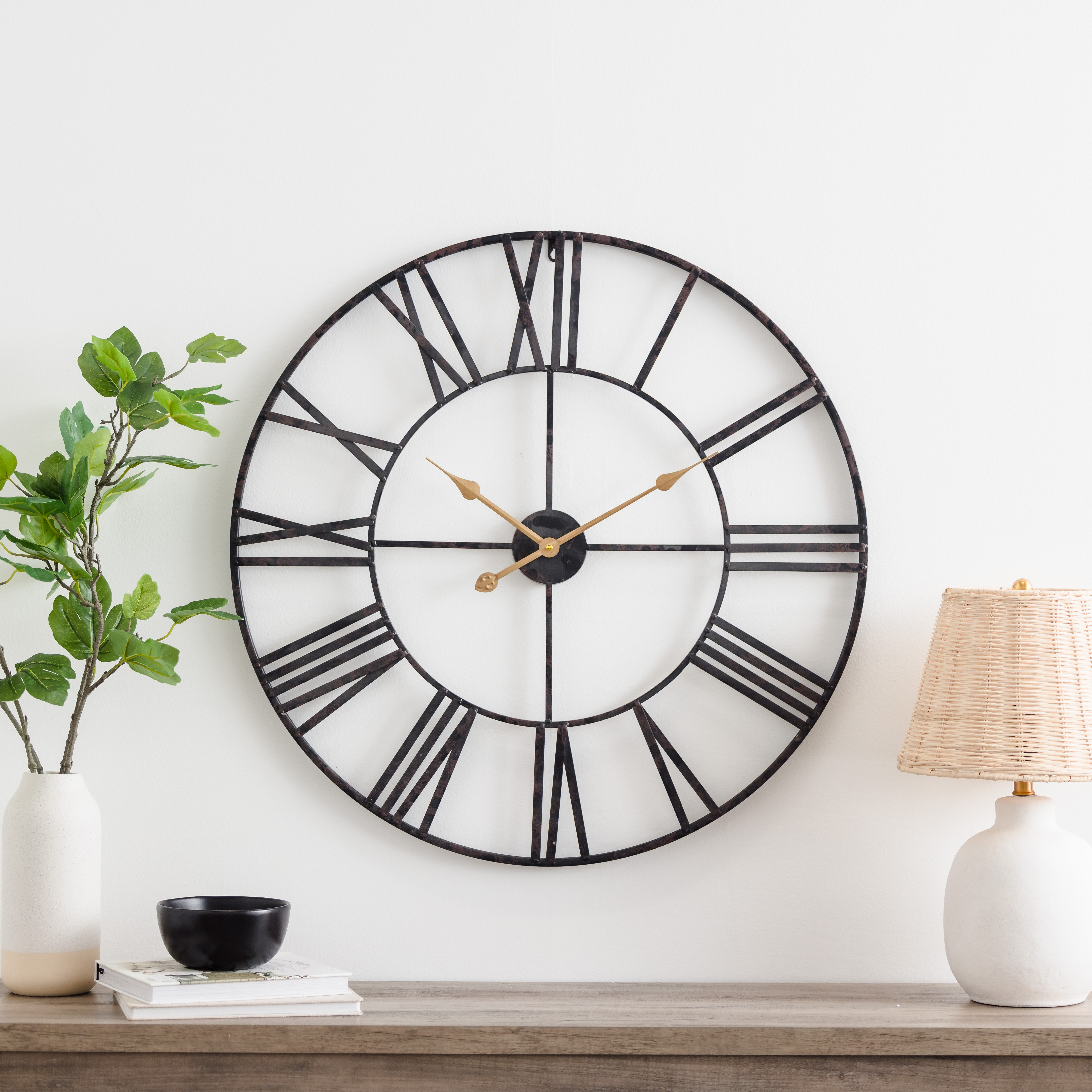 Laurel Foundry Modern Farmhouse® Solange Round Metal Farmhouse Wall Clock