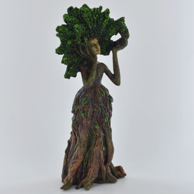Lassen Figurines & Sculptures
