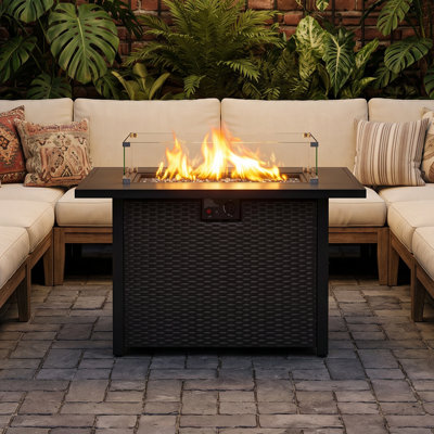 Table de foyer d'extérieur en osier PE 44 pouces, table de feu au propane en verre trempé 50 000 BTU avec pare-vent en verre