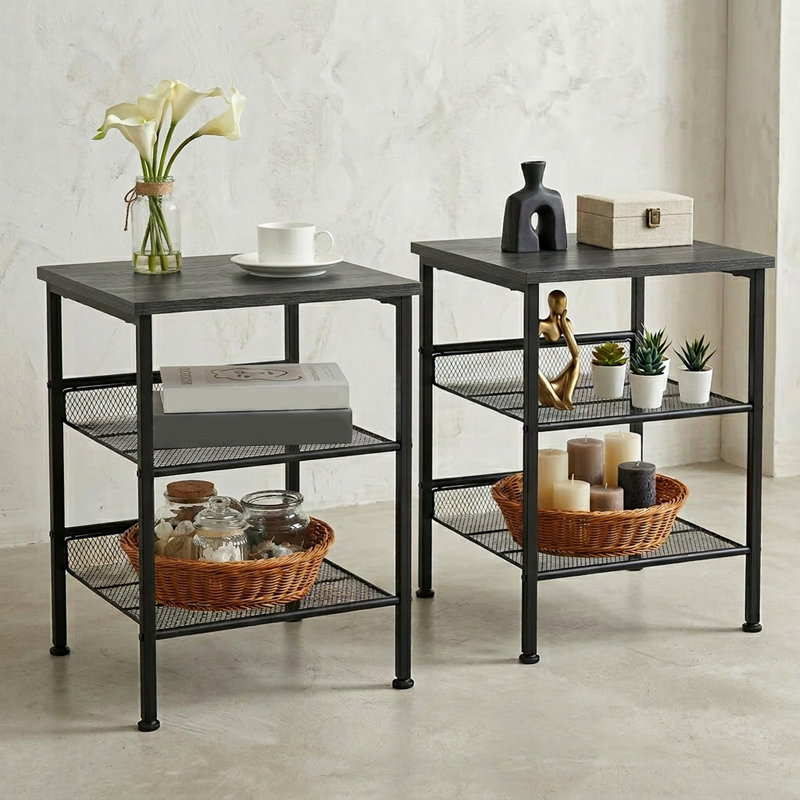 Ensemble de 2 tables de bout industrielles à 3 niveaux - Structure en métal robuste, tablettes en filet, design carré peu encombrant - Parfait pour le salon ou la chambre à coucher - Tables d'appoint rustiques durables - Gris foncé
