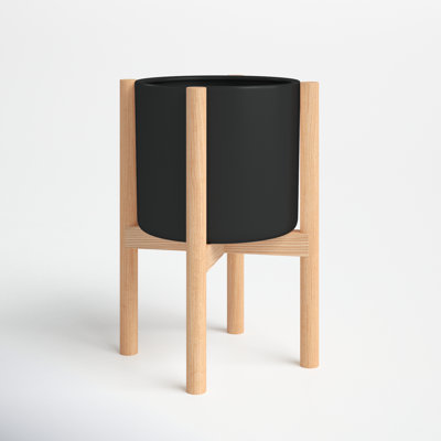 Dominic Pot Planter