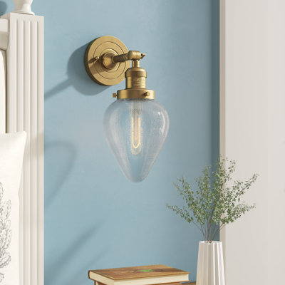 Shauna Armed Sconce