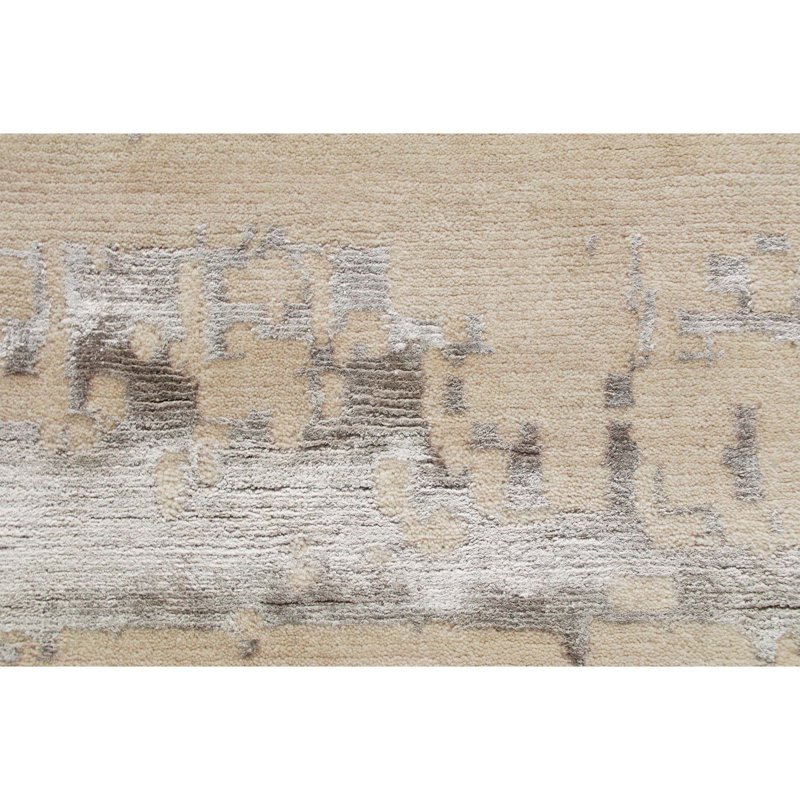 Area Rug in Sillver, Rectangle 6' x 9'