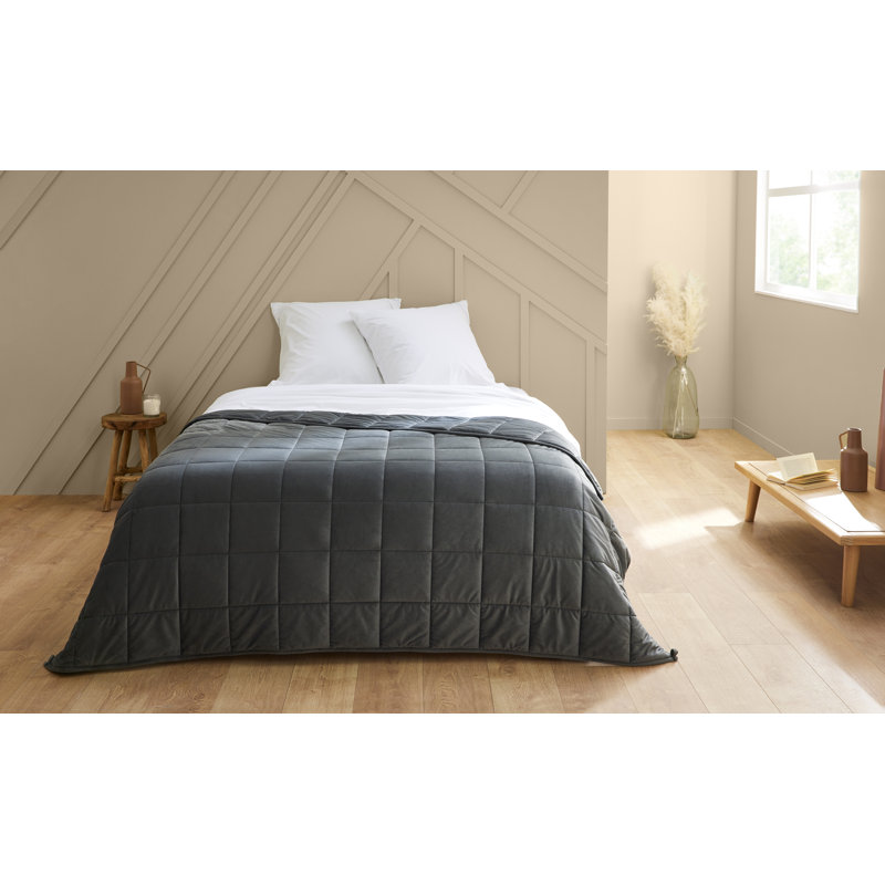 Kumrie Blanket