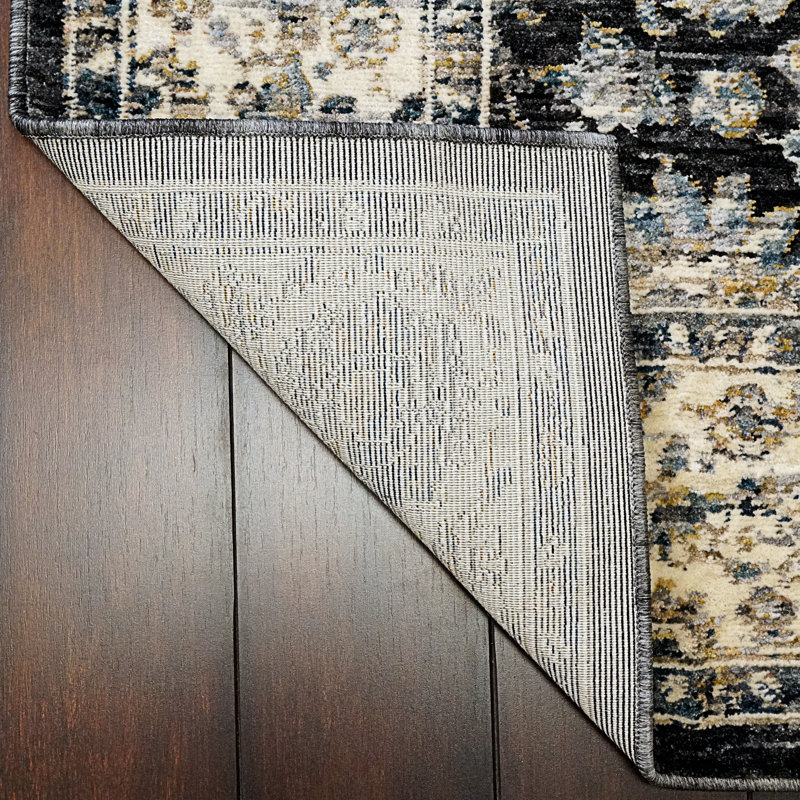 Ngo Oriental Indoor Rug, Rectangle 3'6" x 5'6"