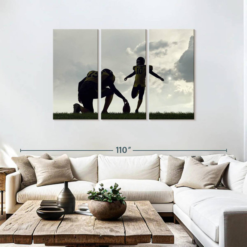Silhouette de football Sirci, H 48 po x l 74 po
