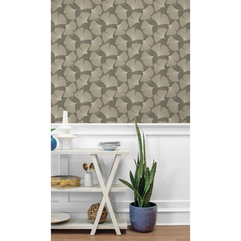 Adriannah Roll, Taupe