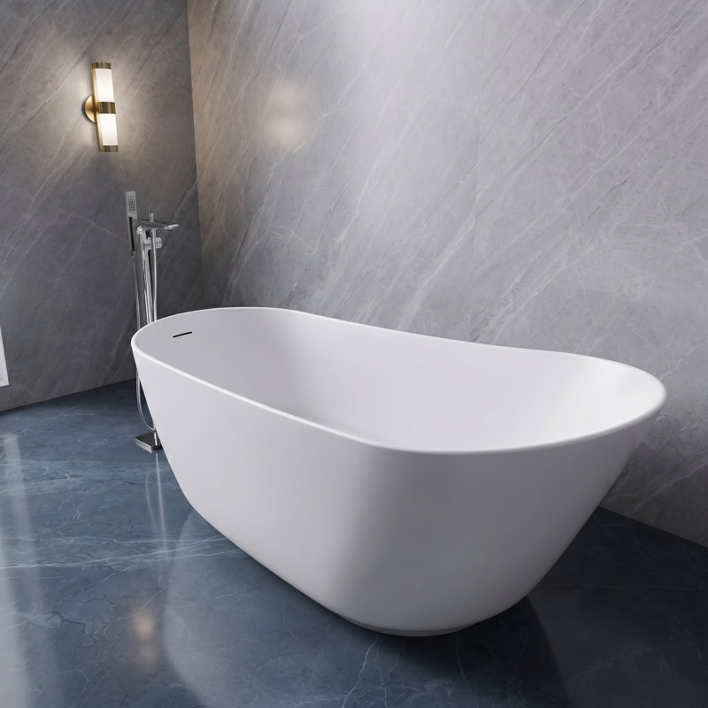 Baignoire de trempage autoportante 67 po à surface solide, baignoire ovale blanc mat avec trop-plein