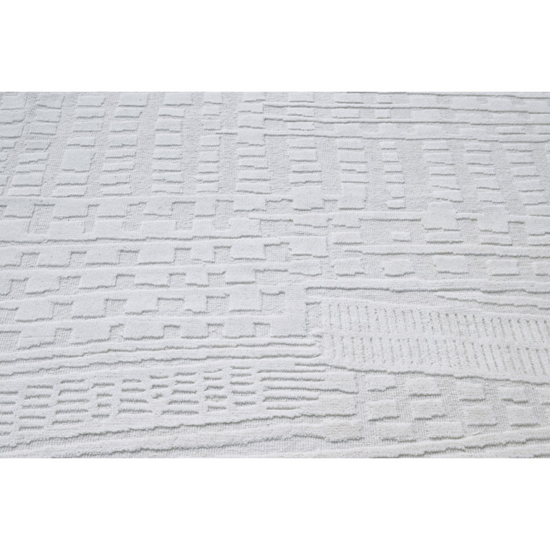 Geometric Area Rug in White, Rectangle 6' x 9'