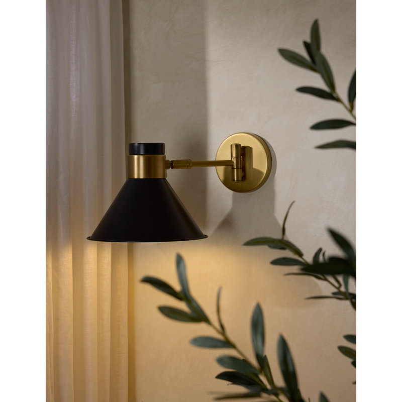 Lane 1 - Light Armed Sconce