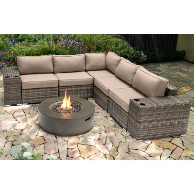 Ensemble de conversation pour 4 personnes avec foyer et coussins Sunbrella Lsi