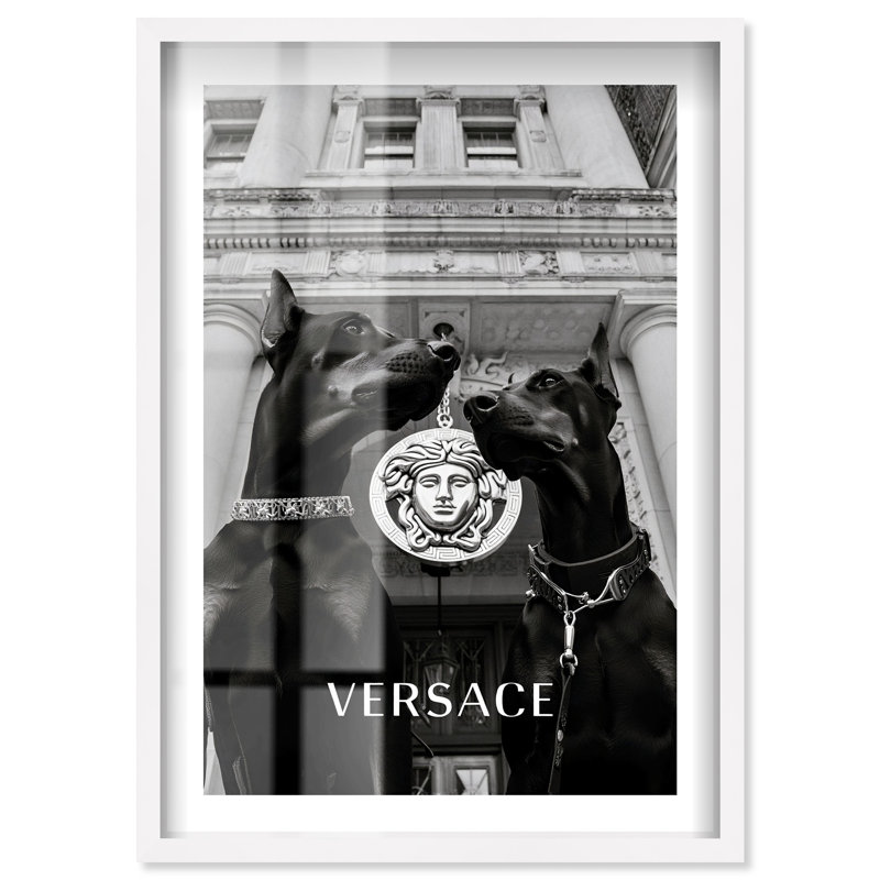 «Canine Vanguard Shadowbox» par Notoriart, H 31 po x l 21 po, Blanc