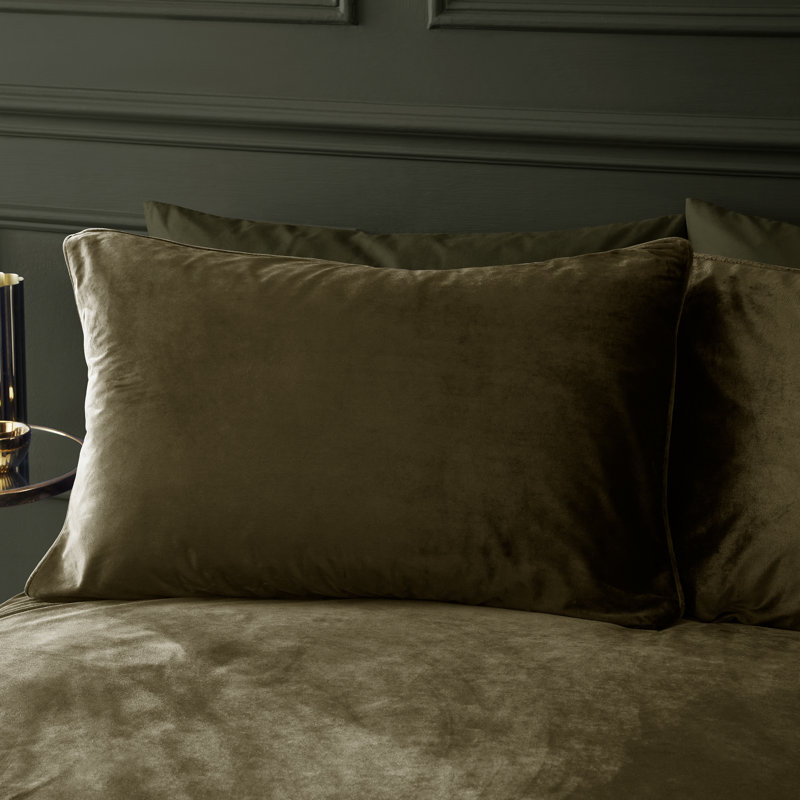 Kingsley Soft Matt Velvet Duvet Cover Set, Double Duvet Cover + 2 Standard Pillowcases, Green