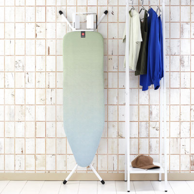 Planche à repasser moyenne avec repose-fer à vapeur taille B de Brabantia