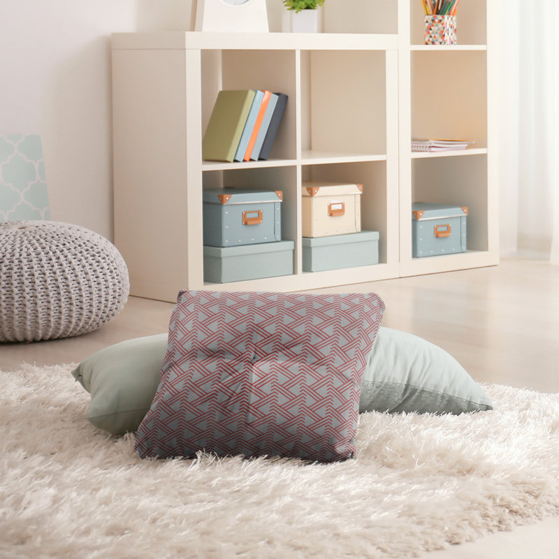 Coussin de sol zig zag classique, 26 po x 26 po, Gris/rouge