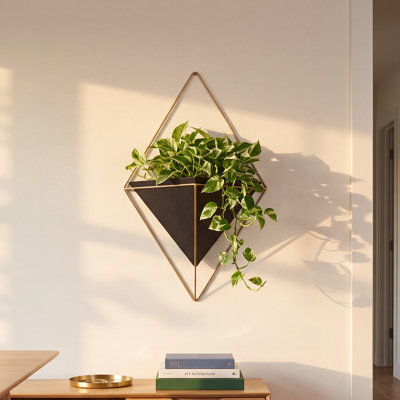 Umbra Trigg Wall Planter