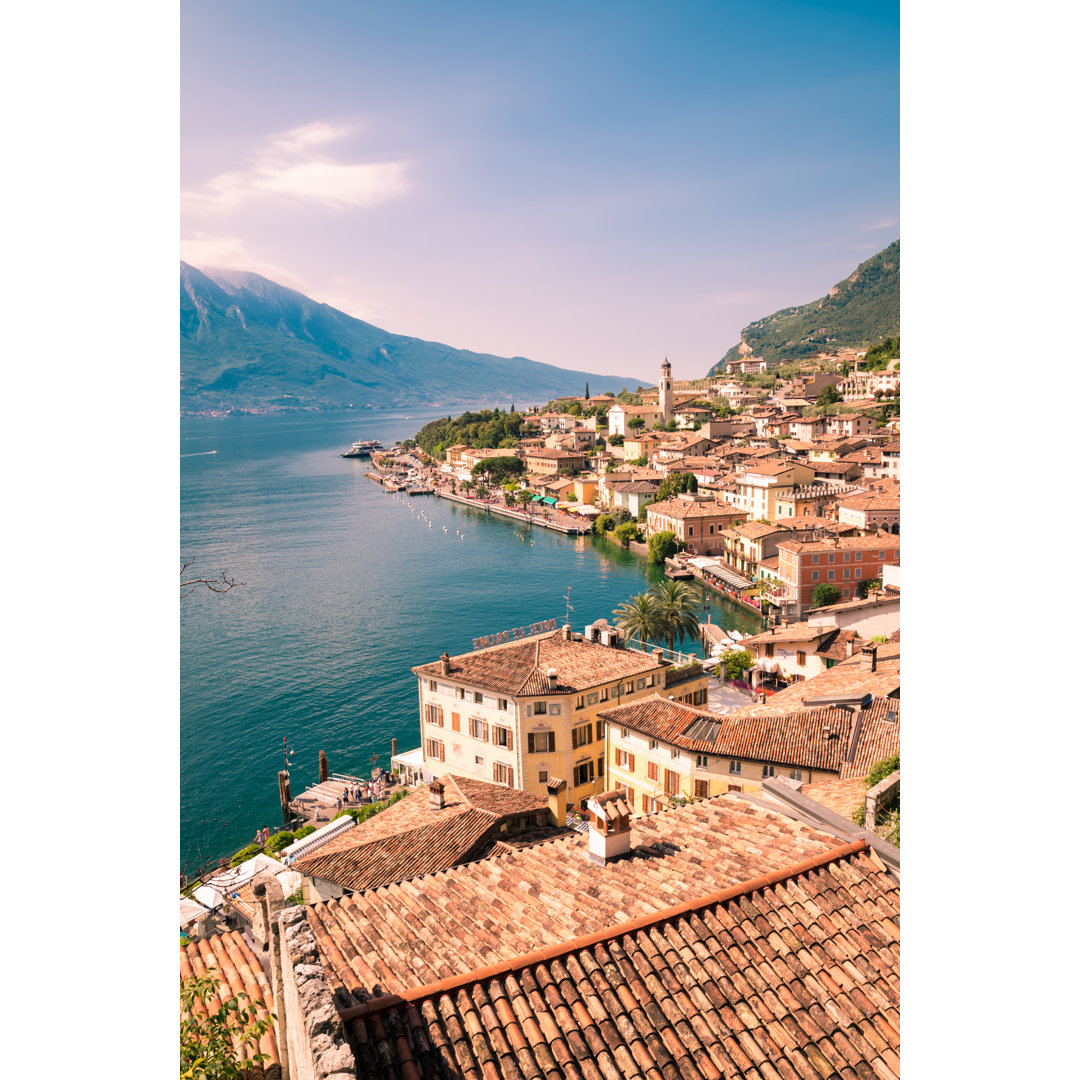 Leinwandbild Panorama von Limone Sul Garda, Gardasee, Italien