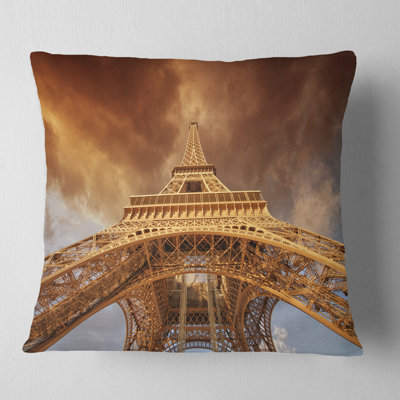 Oreiller de la belle vue de la tour de paris eiffel