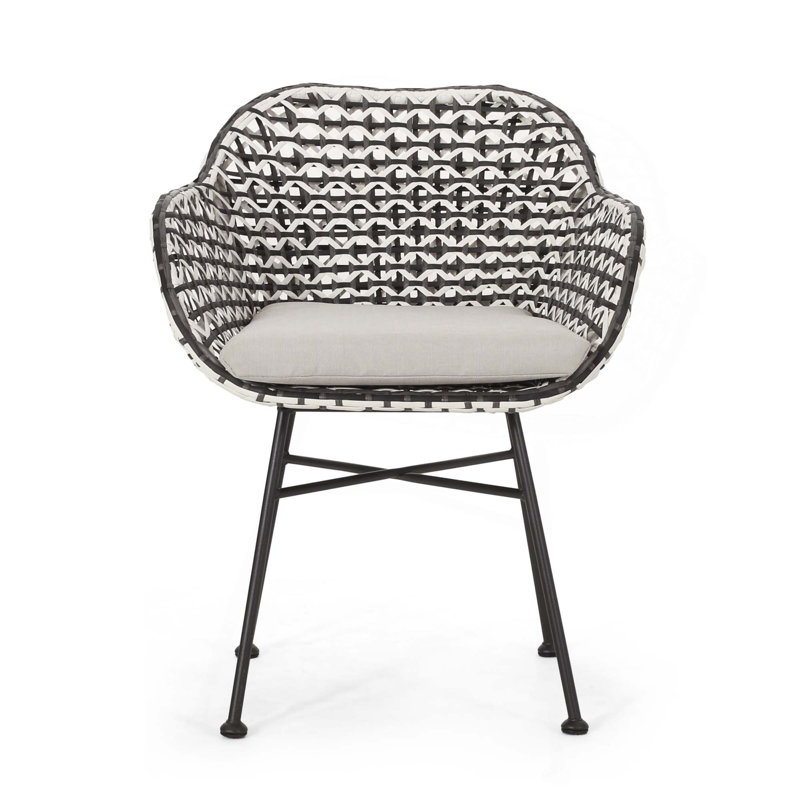 Élégante simplicité, chaise d'appoint de bon goût