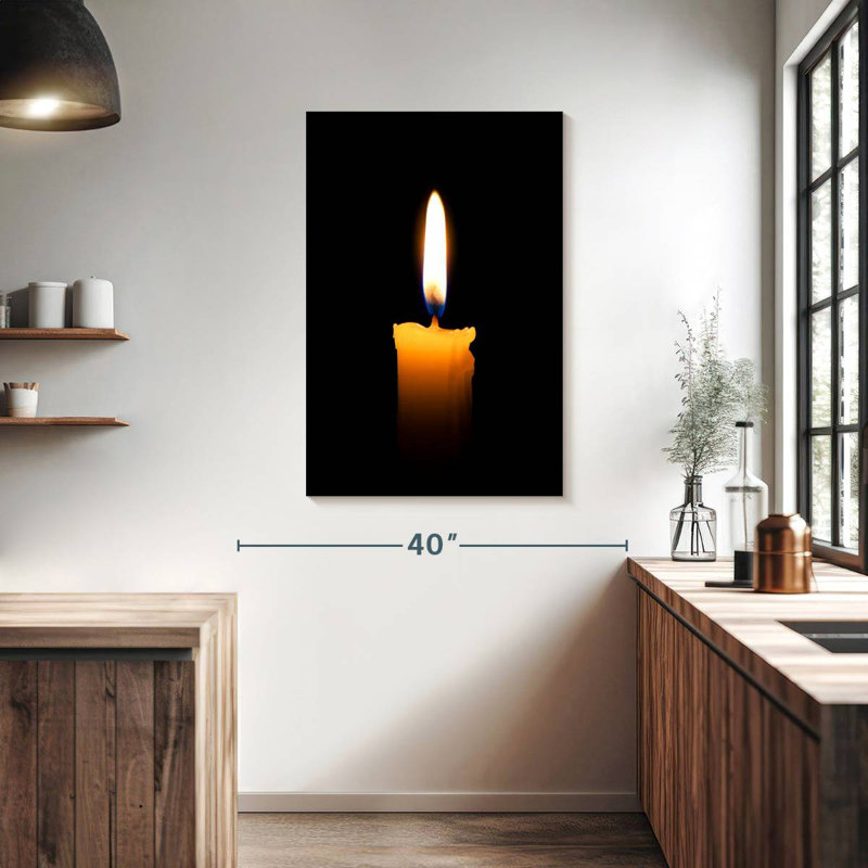 Bougie dans le noir, H 39 po x l 26 po