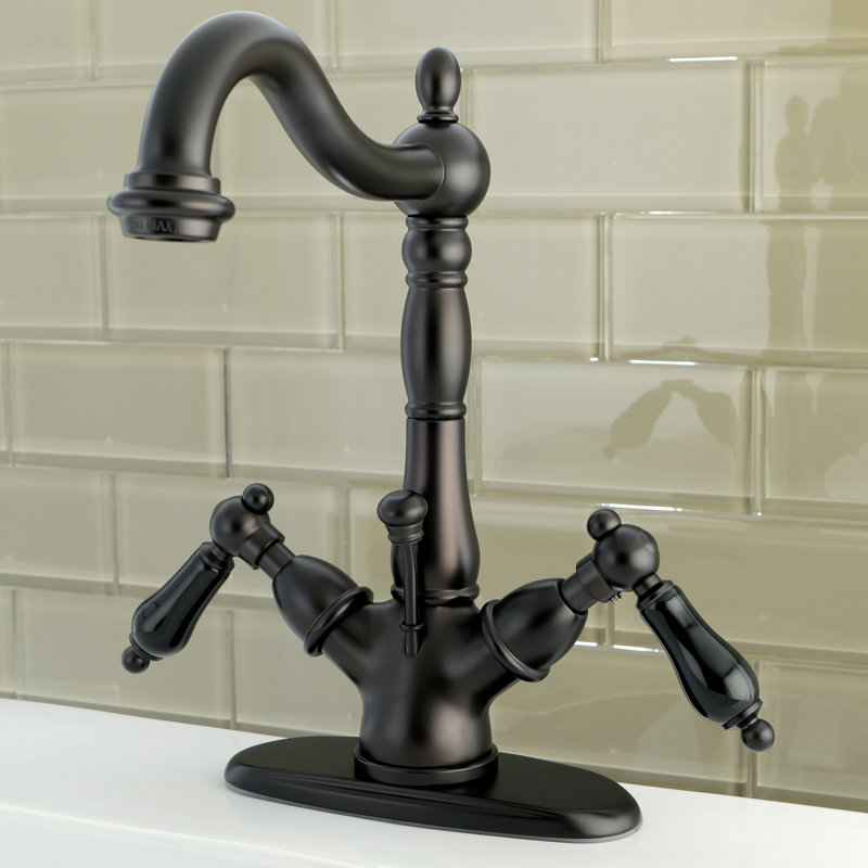 Robinet de salle de bain à fixation sur comptoir à deux poignées à un ou trois trous Kingston, Bronze huilé