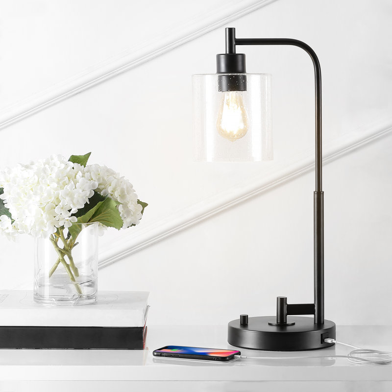 Wycomb Metal USB Desk Lamp